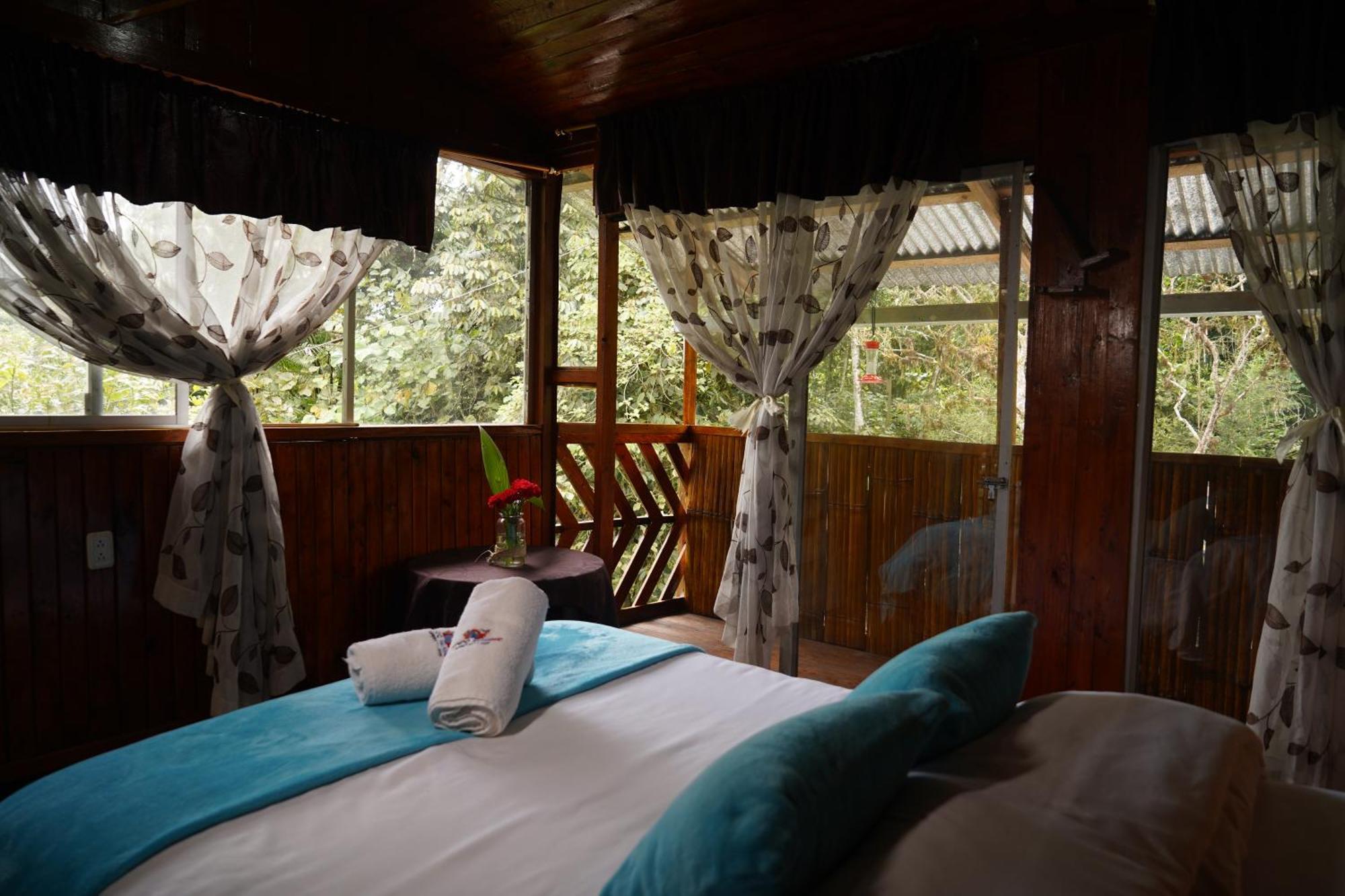 Mindo GlamBird Glamping&Lodge Exterior foto